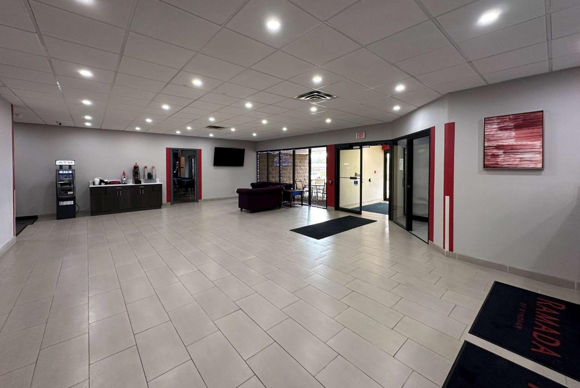 במוטל Ramada By Wyndham Waupaca מראה חיצוני תמונה
